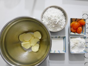 Need not dismiss? ? The practice measure of biscuit of dried meat floss of salty sweet crisp loose salty yoke 1