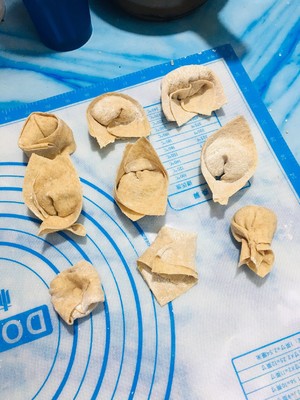 The practice measure of skin of wonton of & of skin of whole wheat dumpling 2