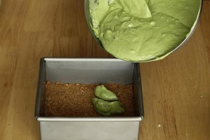 Wipe tea to freeze the practice measure of Zhi person cake 8