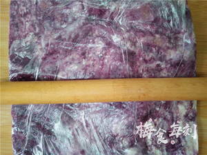 Net Gong Xiangyu is violet cake of beans of potato celestial being, the practice step that requires a pan only 3