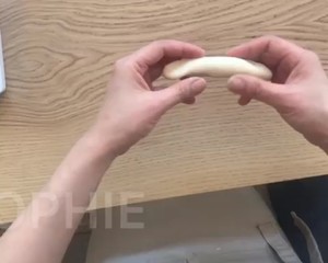 Delicious [シュウウェンジ人の蒸しパン]滑らかなビデオをこねる詳細な手を超える練習対策 蒸しパンと要約10 