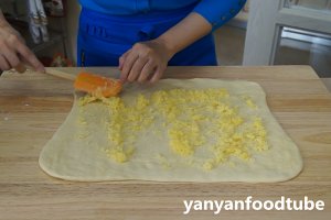 The practice measure of Coconut Loaf of toast of shredded coconut stuffing 8