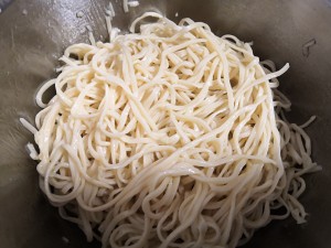 The practice measure of chow mien of the daily life of a family 5