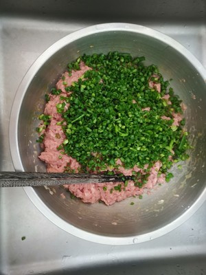 Stuffing of Chinese cabbage dumpling (simple delicious) practice measure 5