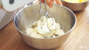 Soft and fragrant cheese coco sandwich is crisp cake / bake video biscuit piece the practice measure of 8 28