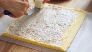 A few minutes sweet aspic of sweet taro grandma coils / coil not to crack a recipe + fresh sweet taro butter + the entrance changes a grandma to freeze namely / bake video cake piece 7 " thin roll " practice measure 50