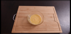 The practice measure that egg of shelled fresh shrimps fries a meal 3