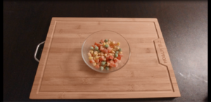 The practice measure that egg of shelled fresh shrimps fries a meal 2