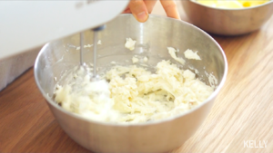 Soft and fragrant cheese coco sandwich is crisp cake / bake video biscuit piece the practice measure of 8 33