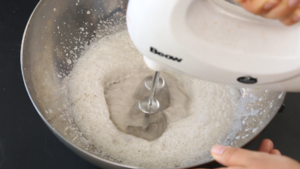 The practice measure of ice-cream of oar of coco of pure white of の of 5 kinds of taste 9