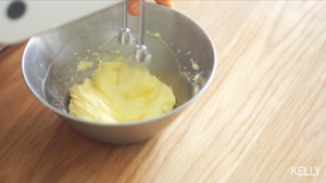 One close lightly is changed namely crisp carry floret on the head to the precious Ni Qu Jiyun that drops broken bits / bake video biscuit piece the practice measure of 1 12