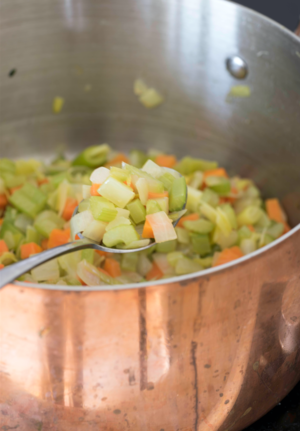 The practice measure of French vegetable soup-stock 6