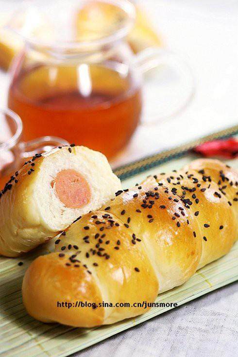 
The practice of biscuit of authentic hot dog, how is the most authentic practice solution _ done delicious