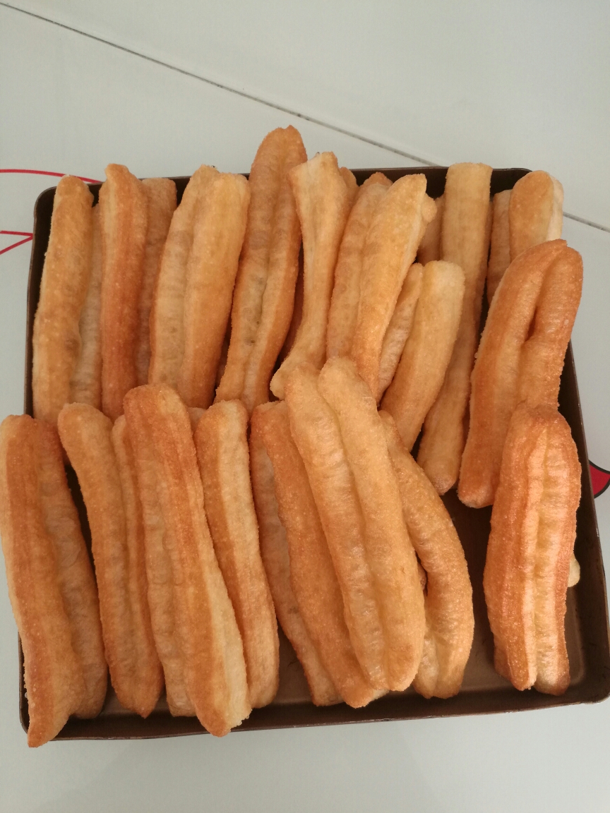 
The practice of absolutely and healthy small deep-fried twisted dough sticks, how to do delicious