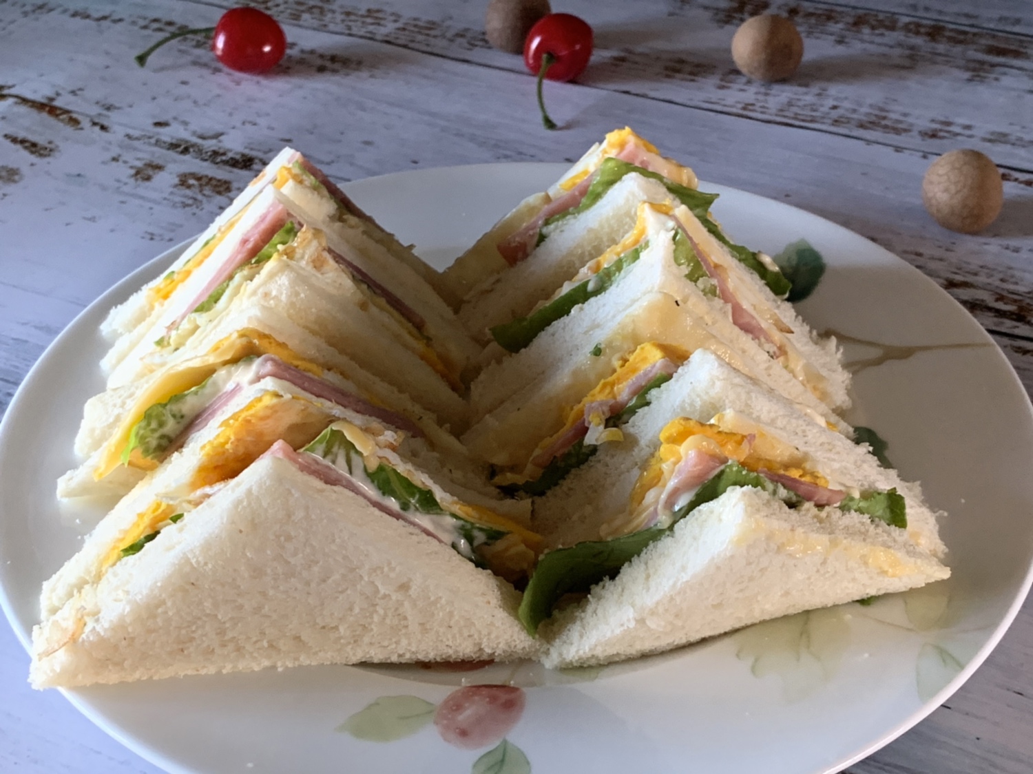 クイックワーカーの朝食のサンドイッチの練習、おいしい方法