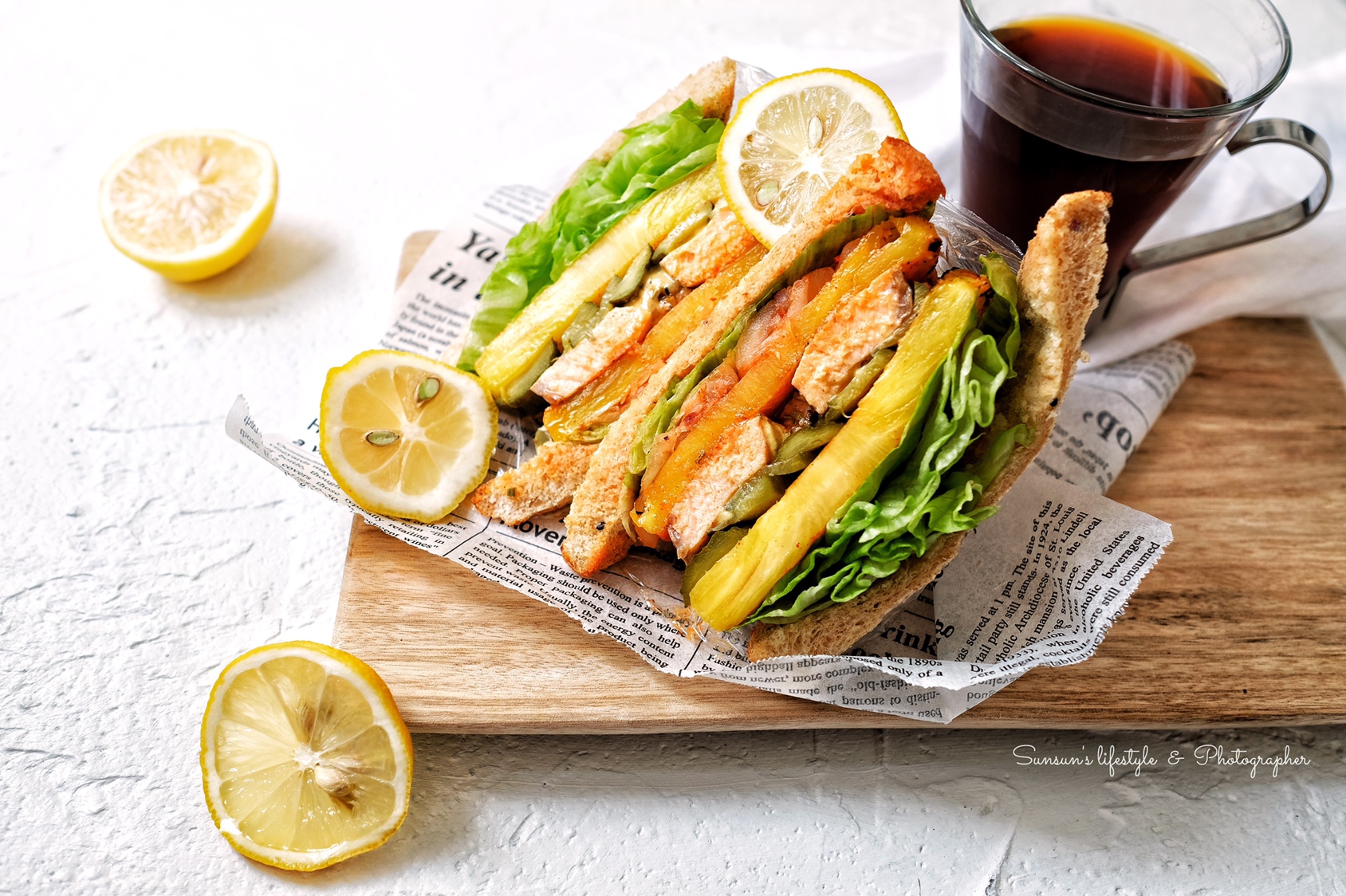 
Fire bakes hot pineapple health of 3 Wen Yuhou sandwich are grasped single-handed