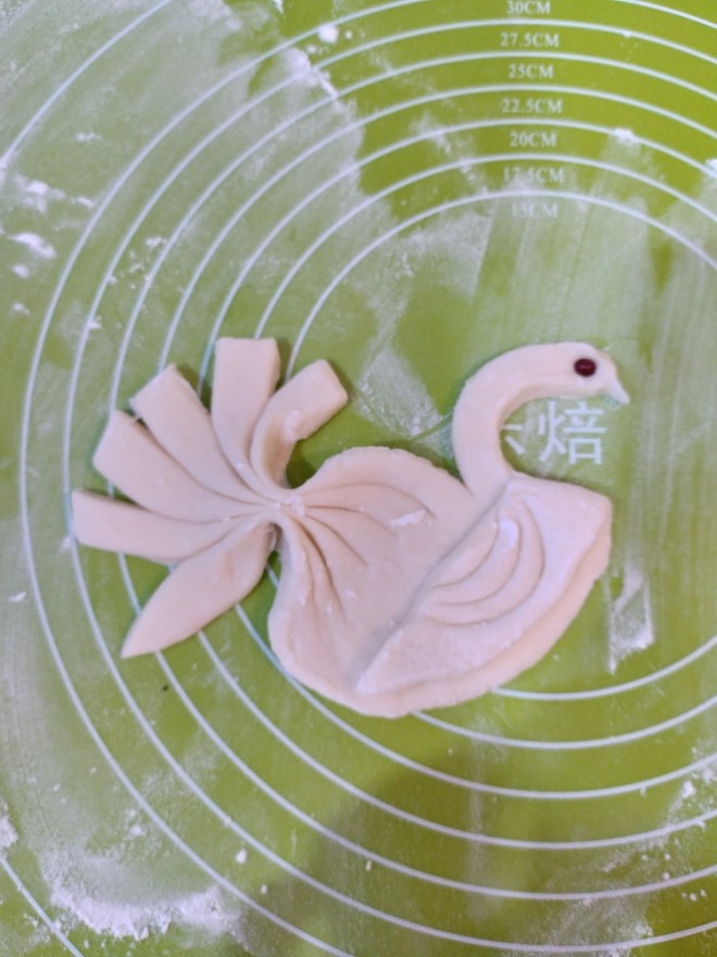 
The practice of the swan of pattern steamed bread, how to do delicious