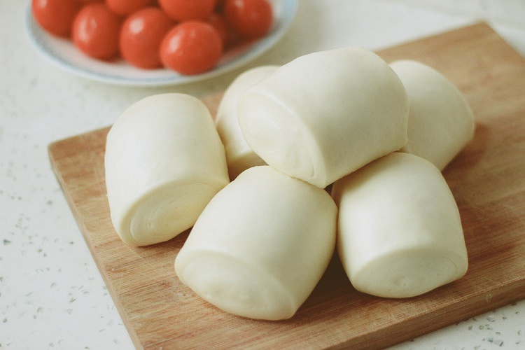 
The practice of milk steamed bread, how is milk steamed bread done delicious