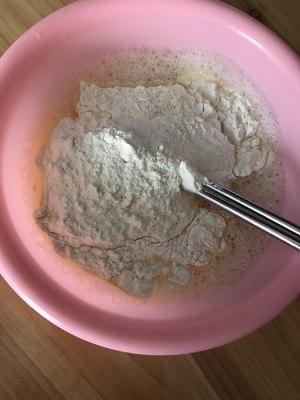 The practice measure of cake of egg of carrot chopped green onion 2