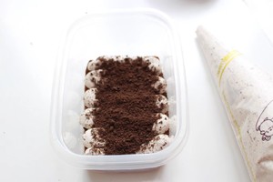Delicious to weeping Aoliao the practice measure of cake of salted butter box 16