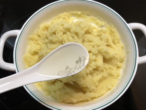 The practice measure of mud of potato of black any of several hot spice plants 4