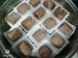 The practice measure that knife of red jujube of pure whole wheat cuts a steamed bread 6