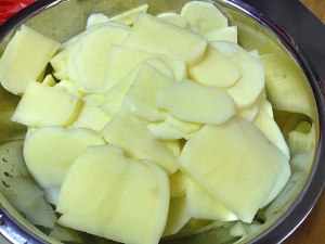 The practice measure that exceeds cake of potato of bright shrimp of sweet quick worker 1