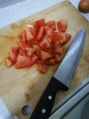 The practice measure of tomato egg noodles in soup 1