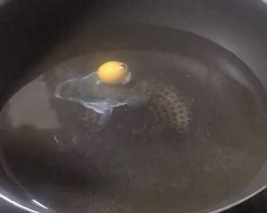 The practice measure of the water poached eggs that boil 3