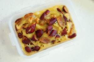 The practice measure of cake of red jujube walnut 6