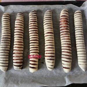 The practice measure of biscuit of wool caterpillar sweetened bean taste 9