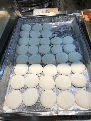 The practice measure of cooked glutinous rice pounded into paste of decoct of egg of breakfast of super quick worker 1