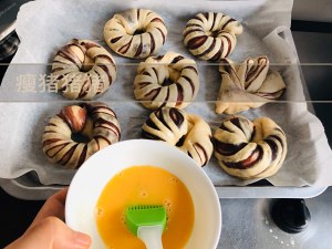 (the hand rubs hydration way) coil an ormosia biscuit (do not need glove film) practice measure 13