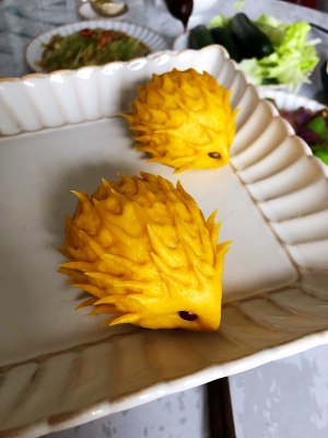 The practice measure of pumpkin hedgehog small steamed bread 11