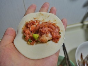The practice measure of fried dumpling of crisp bright shrimp 6