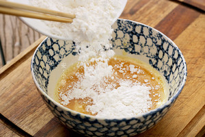Cake of egg of chopped green onion (breakfast of quick worker nutrition) practice measure 4