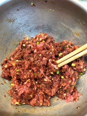 Reduce weight to be able to eat a juicily beef to wrap (the bag that carry plait) -- the practice measure that detailed video teachs you to include the wrinkle that gives beauty 5