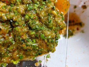 The practice measure of cake of celery leaf pickle 7