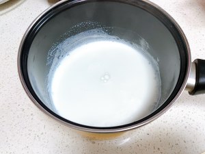 Delicacy of mud of full-bodied の taro suckles mouthfeel [add way of sauce of all-purpose taro mud] practice measure 3