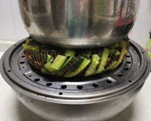 Beng bloats fragily the practice measure of cucumber 18