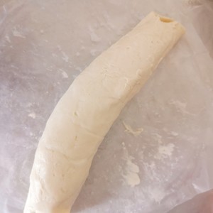 Quick worker pulls silk wrap around Sa (the hand catchs cake edition) practice measure 2