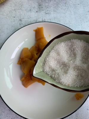 The practice measure of the ormosia pumpkin cake that young lady elder sister loves to eat 2