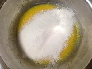 The practice measure that orange sweet cake coils 6