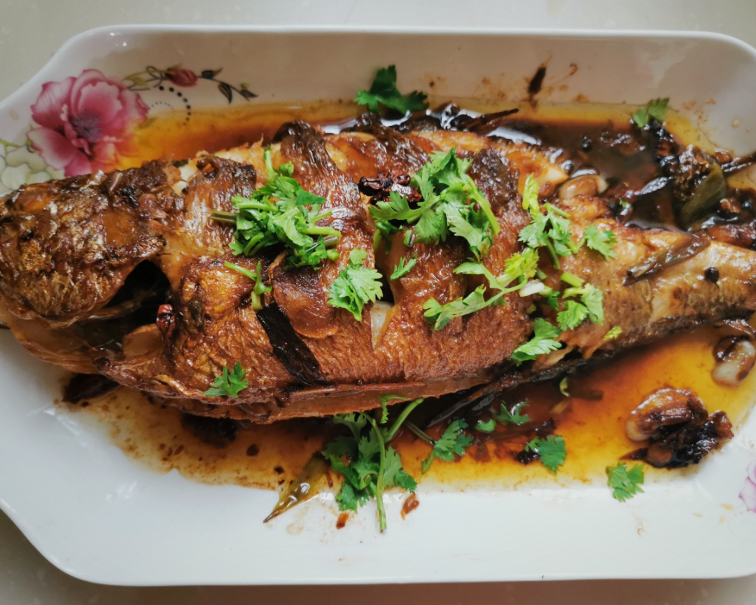
The practice of yellow croaker of braise in soy sauce, how is yellow croaker of braise in soy sauce done delicious