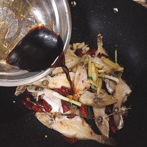 Stew in soy sauce decorticates fish (bad news fish) practice measure 3