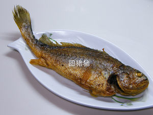 The practice measure of yellow croaker of braise in soy sauce 4