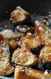 The practice measure of fish of cooked glutinous rice pounded into paste 6