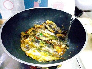 Go the practice measure of the Shang Miaofa of bean curd of yellow bone fish of fishy 2
