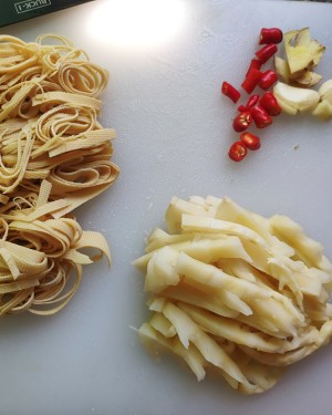 The practice measure of fish of acerbity bamboo shoot 2