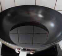 The practice measure of fish of Chinese toon of crackling of a condiment made of roast prickly ash and salt 11